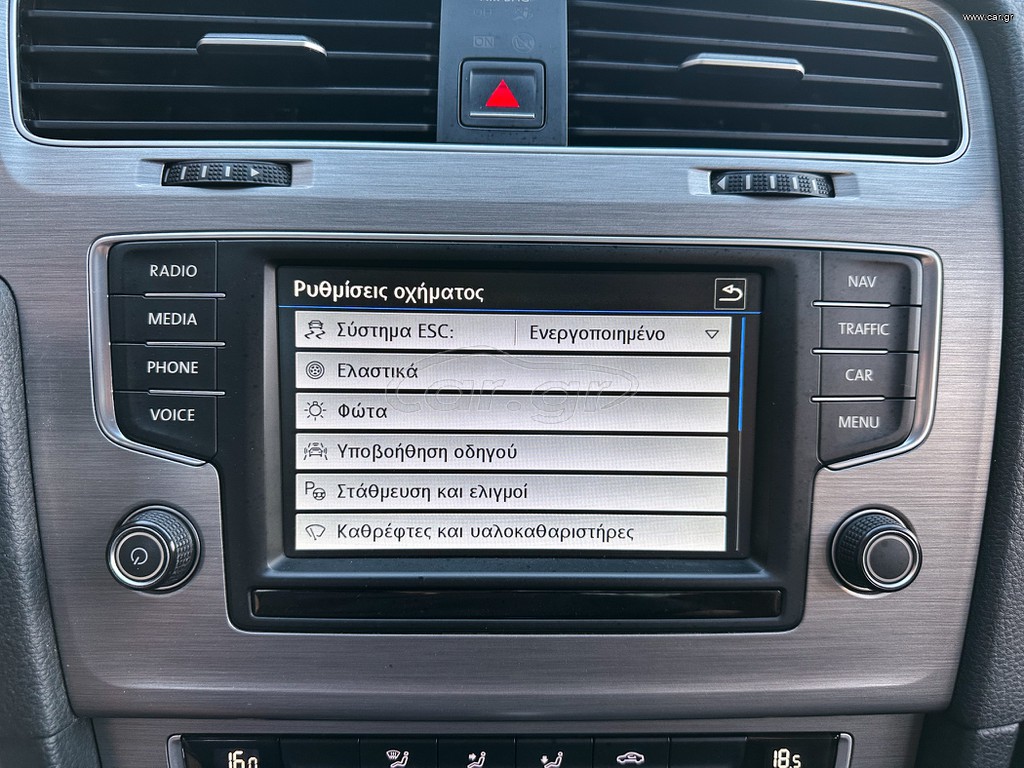Volkswagen Golf thumbnail 31