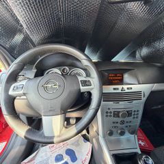 Opel Astra 2006-thumb-6