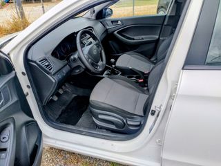 Hyundai i 20 2018 I20 1.2 85 HP-thumb-4