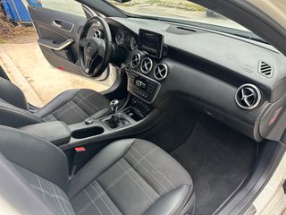 Mercedes-Benz A 180 2015 AMG LINE-thumb-16