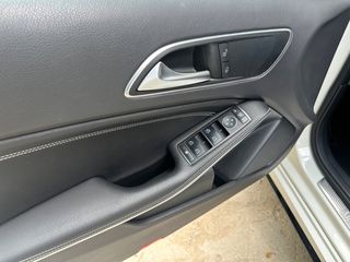 Mercedes-Benz A 180 2015 AMG LINE-thumb-20
