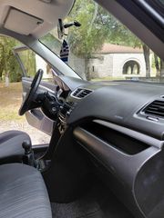 Suzuki Swift 2016-thumb-17