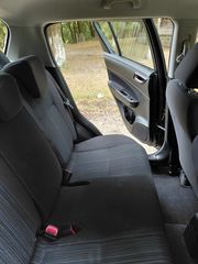 Suzuki Swift 2016-thumb-23