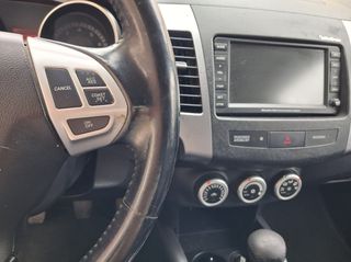 Mitsubishi Outlander 2007-thumb-16