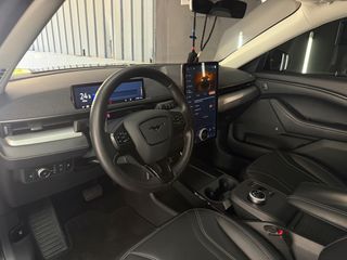 Ford Mustang Mach-E 2021 Full extra Panorama-thumb-5