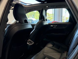 Volvo XC 60 2022 INSCRIPTION / B5 / PANORAMA - VENERIS MOTORS-thumb-39