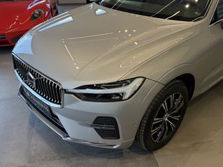 Volvo XC 60 2022 INSCRIPTION / B5 / PANORAMA - VENERIS MOTORS-thumb-10