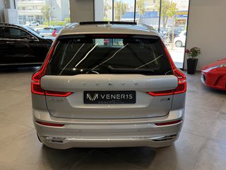 Volvo XC 60 2022 INSCRIPTION / B5 / PANORAMA - VENERIS MOTORS-thumb-17