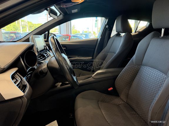 Toyota C-HR 2022 1.8 140PS / HYBRID / Business