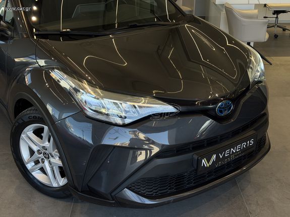 Toyota C-HR 2022 1.8 140PS / HYBRID / Business