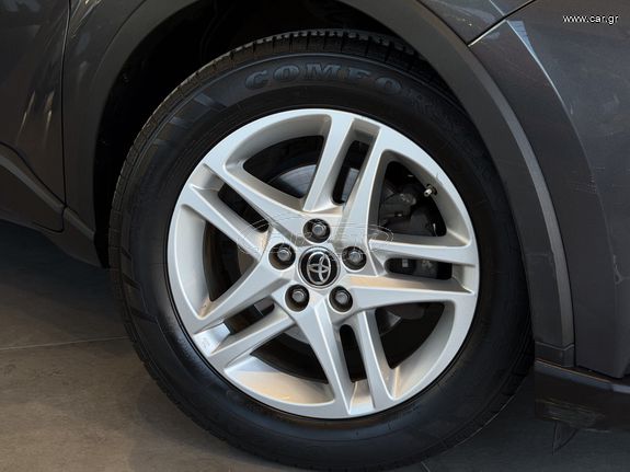 Toyota C-HR 2022 1.8 140PS / HYBRID / Business
