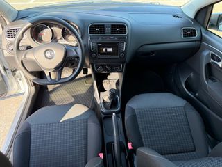 Volkswagen Polo 2017 1.400CC 90PS COMFORTLINE CAR-PLAY!-thumb-23