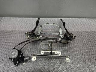 ΒΑΣΗ ΦΑΝΟΥ /ΟΡΓΑΝΩΝ ΜΕ ΜΗΧΑΝΙΣΜΟ ΖΕΛΑΤΙΝΑΣ YAMAHA TMAX 560