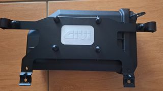 Εργαλειοθήκη GIVI S250 (μαζί με βάση)-thumb-3