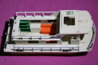 Πωλείται   καραβάκι νερού  playmobil