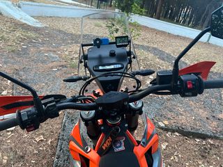 KTM 690 Enduro R 2021-thumb-16