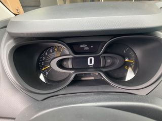 Renault Captur 2015-thumb-3