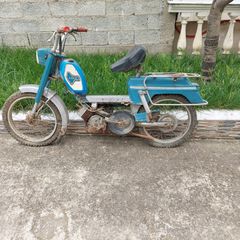 PEUGEOT 104