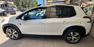 Peugeot 2008 2017 1.2 PureTech Crossway-thumb-3