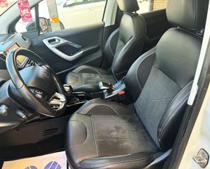 Peugeot 2008 2017 1.2 PureTech Crossway-thumb-12