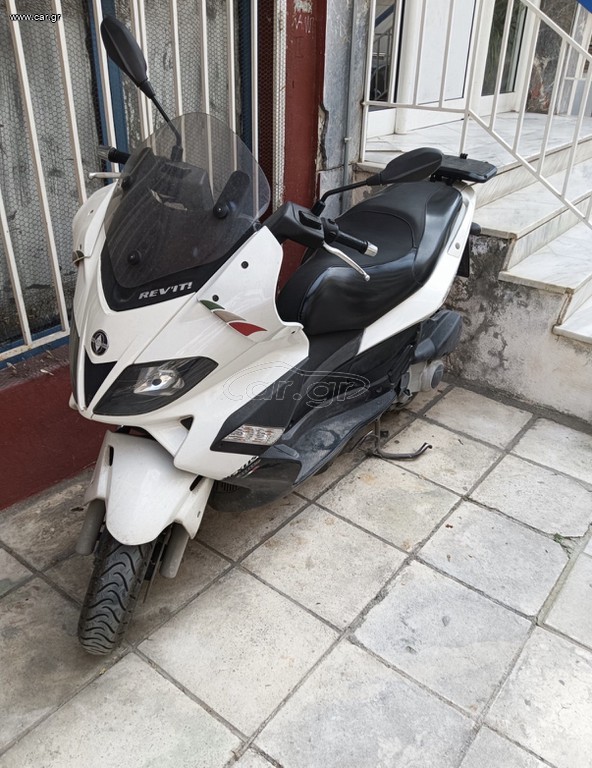 Gilera Nexus 300 2010