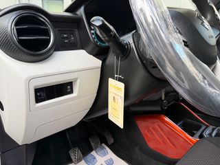 Suzuki Ignis 2019 GLX - 4X4, NAVI, KLIMA!-thumb-35