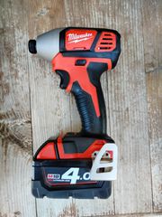 MILWAUKEE M18 ΕΠΑΓΓΕΛΜΑΤΙΚΟ ΣΕΤ ΒΑΛΙΤΣΑ-thumb-2