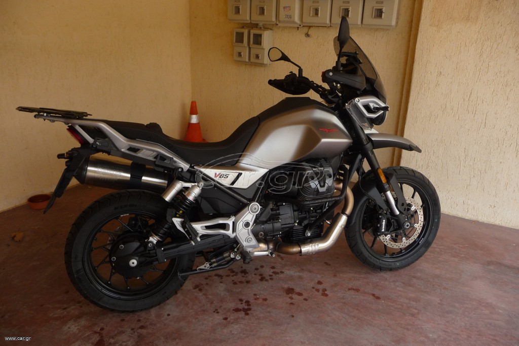 Moto Guzzi V 85 2025 STRADA E5+