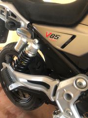 Moto Guzzi V 85 2025 STRADA E5+-thumb-15