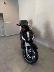 Piaggio Beverly 350 2014 Beverly 350i sport touring-thumb-6