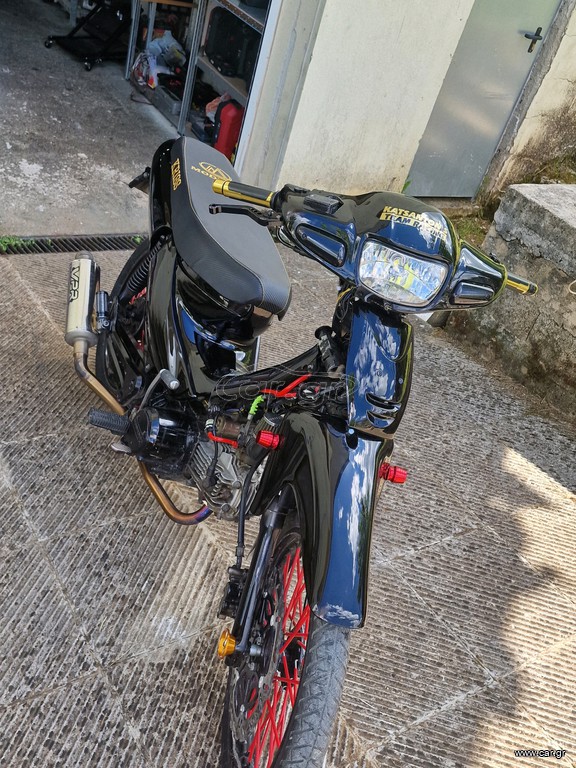 Modenas Kriss II 2003