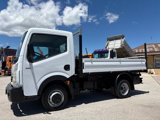 Ανατροπή Renault 2012 Maxity 140 DXi Cabstar NT400-thumb-2