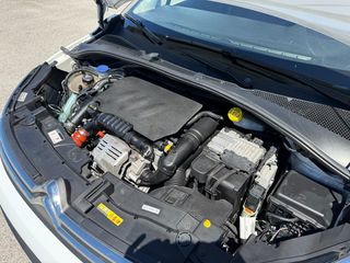 Citroen C3 2017 1.2cc 110hp PURE TECH SHINE AUTOMATO-thumb-4
