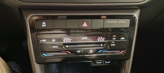 Volkswagen T-Cross 2022 1.0 TSI STYLE 110PS-thumb-25