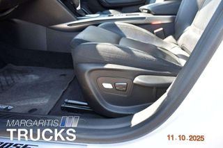Renault 2020 Megane  Megane-thumb-10
