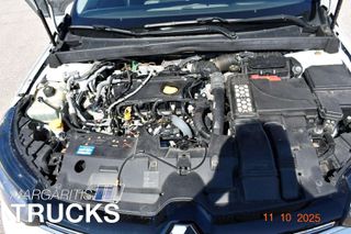 Renault 2020 Megane  Megane-thumb-27