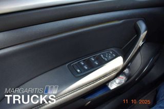 Renault 2020 Megane  Megane-thumb-9