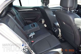 Renault 2020 Megane  Megane-thumb-23