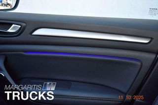 Renault 2020 Megane  Megane-thumb-34