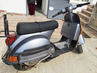 Piaggio Vespa 1985 P200E