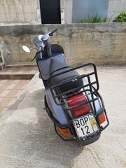 Piaggio Vespa 1985 P200E-thumb-1