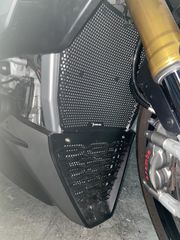 Aprilia Tuono 2022 V4 1100 RR-thumb-10