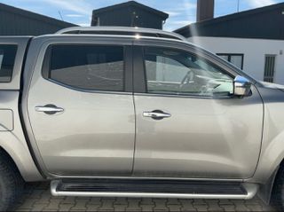 Nissan Navara 2016 NP300-thumb-3