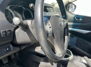 Nissan Navara 2016 NP300-thumb-6