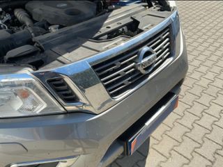Nissan Navara 2016 NP300-thumb-7