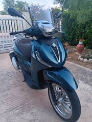 Piaggio Beverly 300 2021 HPE-thumb-1