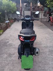 Piaggio Beverly 300 2021 HPE-thumb-4