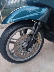 Piaggio Beverly 300 2021 HPE-thumb-8