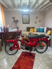Honda GLX 1990 C90