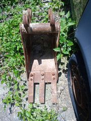Εκσκαφάκι (διαβολάκι) Yanmar 2000 V30-thumb-9